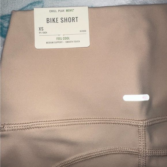 2 x American Eagle Aerie Hi Rise Bike Short sz XS - Picture 5 of 9